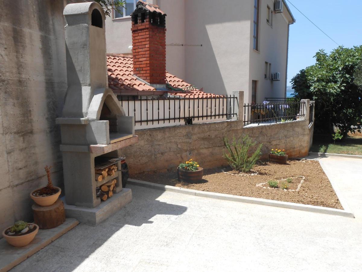 Apartments With A Parking Space Okrug Gornji, Ciovo - 13859 Trogir Exterior foto