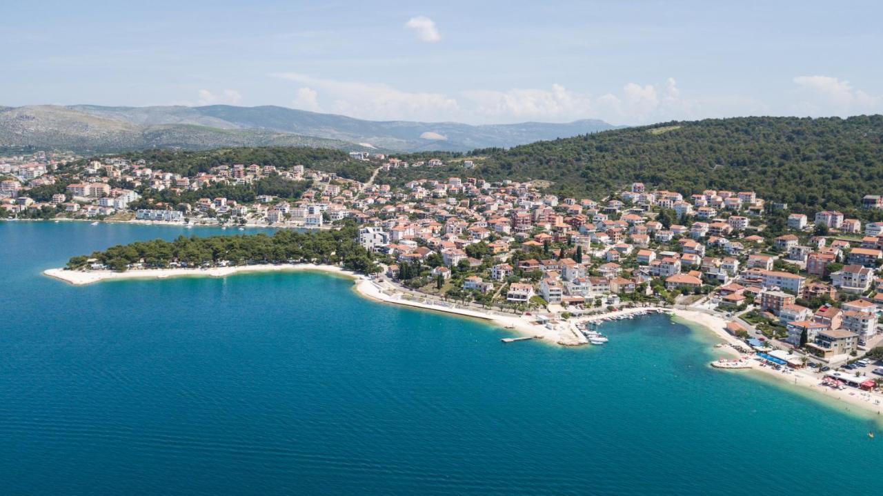 Apartments With A Parking Space Okrug Gornji, Ciovo - 13859 Trogir Exterior foto